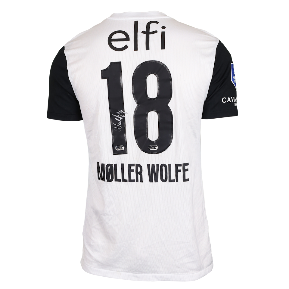 David Møller Wolfe AZ Alkmaar jersey