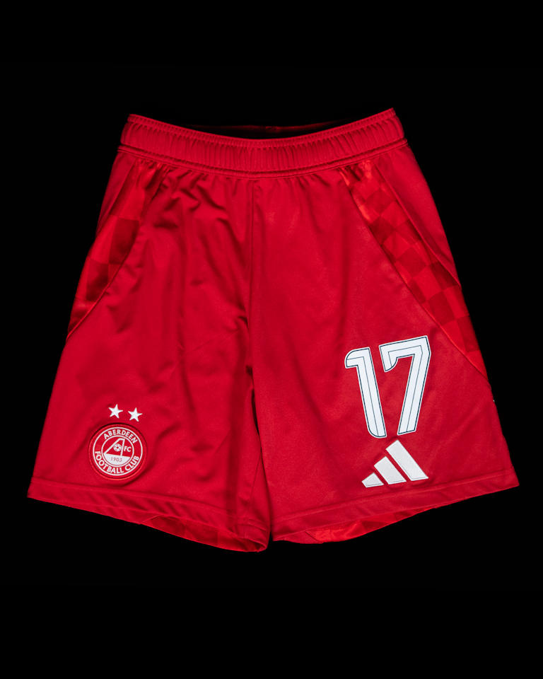 Jonny Hayes | Shorts