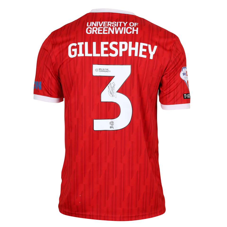 来自Charlton Athletic的Macaulay Gillesphey球衣