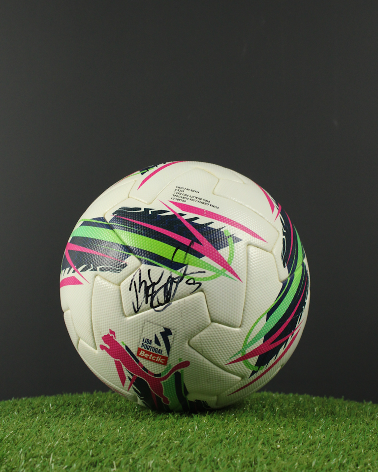 Match Scored Ball `22 - Robert Bozenik 