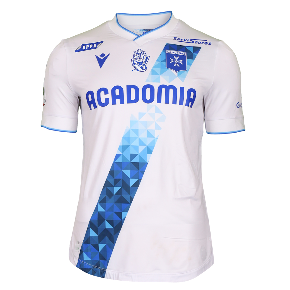 Clément Akpa AJ Auxerre shirt