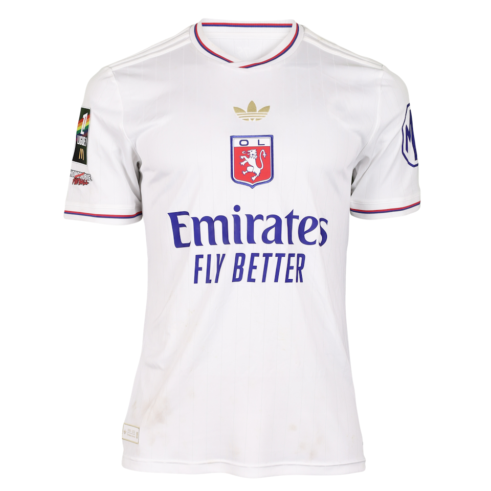 Alexandre Lacazette Olympique Lyonnais shirt