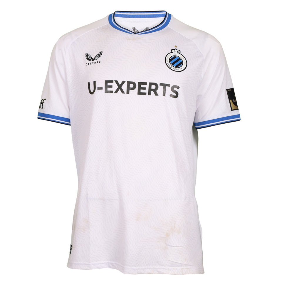 Raphael Onyedika Club Brugge jersey