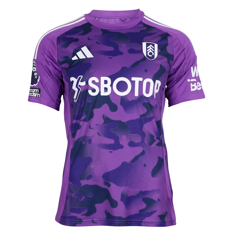 Ryan Sessegnon Fulham shirt