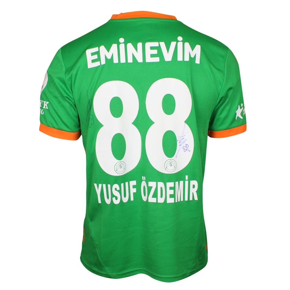Camisola de Yusuf Özdemir, Alanyaspor