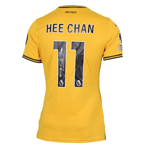 Hee-Chan Hwang Wolverhampton Wanderers shirt