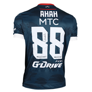 Ebenezer Annan FK Crvena zvezda shirt