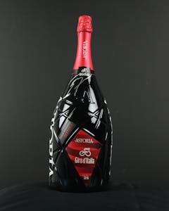 Astoria Bottle | Stage 5 | Mads Pedersen