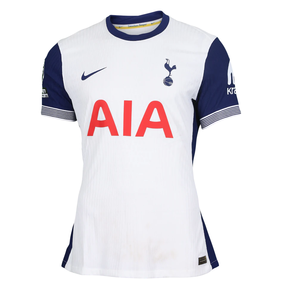 来自Tottenham Hotspur的Dominic Solanke球衣