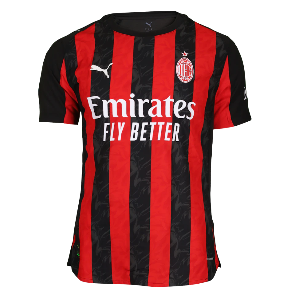 AC Milan 팀의 Christian Pulisic 셔츠