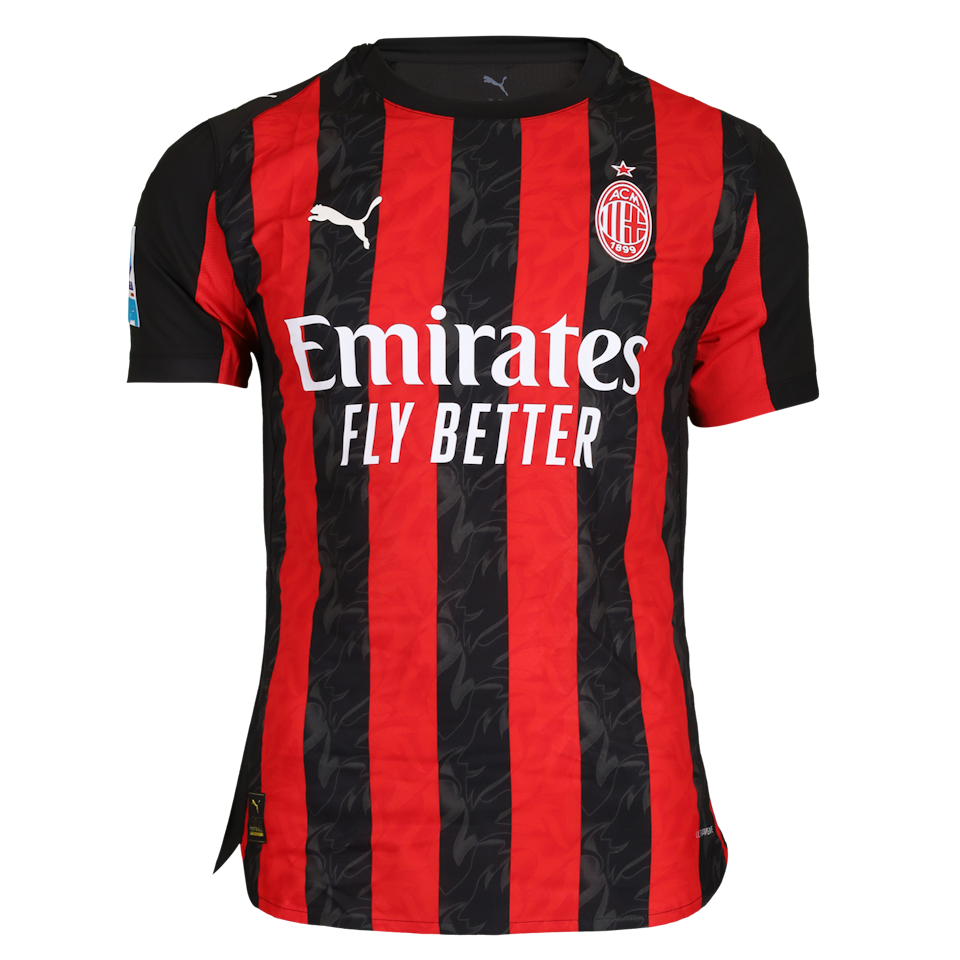 AC Milan 팀의 Francesco Camarda 셔츠