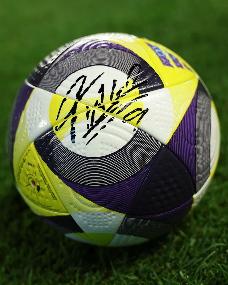 Match Scored Ball `45 - Tiago Orobó 티아고