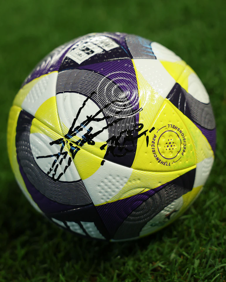 Match Scored Ball `66 - Jin-woo Jeon 전진우