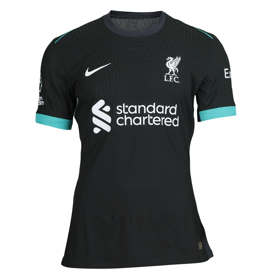 Ibrahima Konaté Liverpool のシャツ