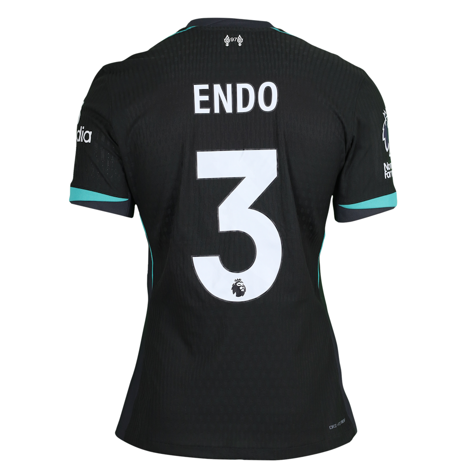 来自Liverpool的Wataru Endo 遠藤航球衣