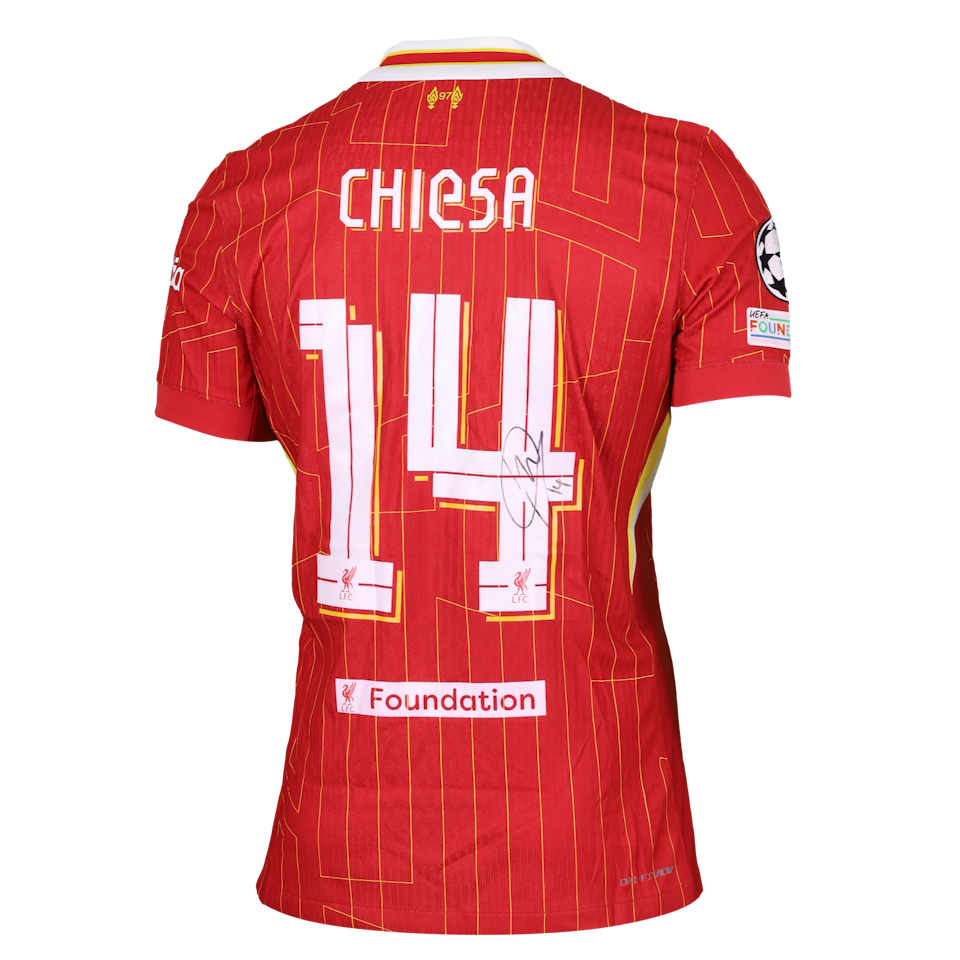 Federico Chiesa Liverpool shirt