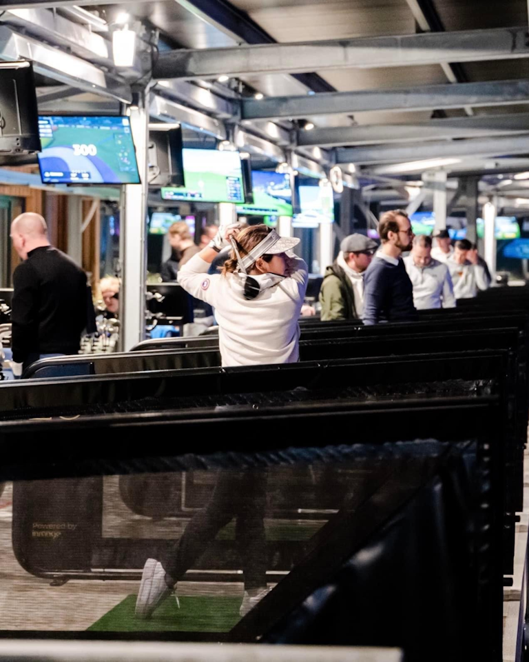 Top-level Chi Chi Golf clinic including lunch for ten people with two FC Utrecht players