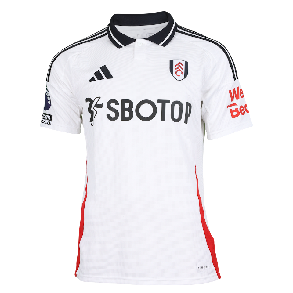 Raúl Jiménez Fulham shirt