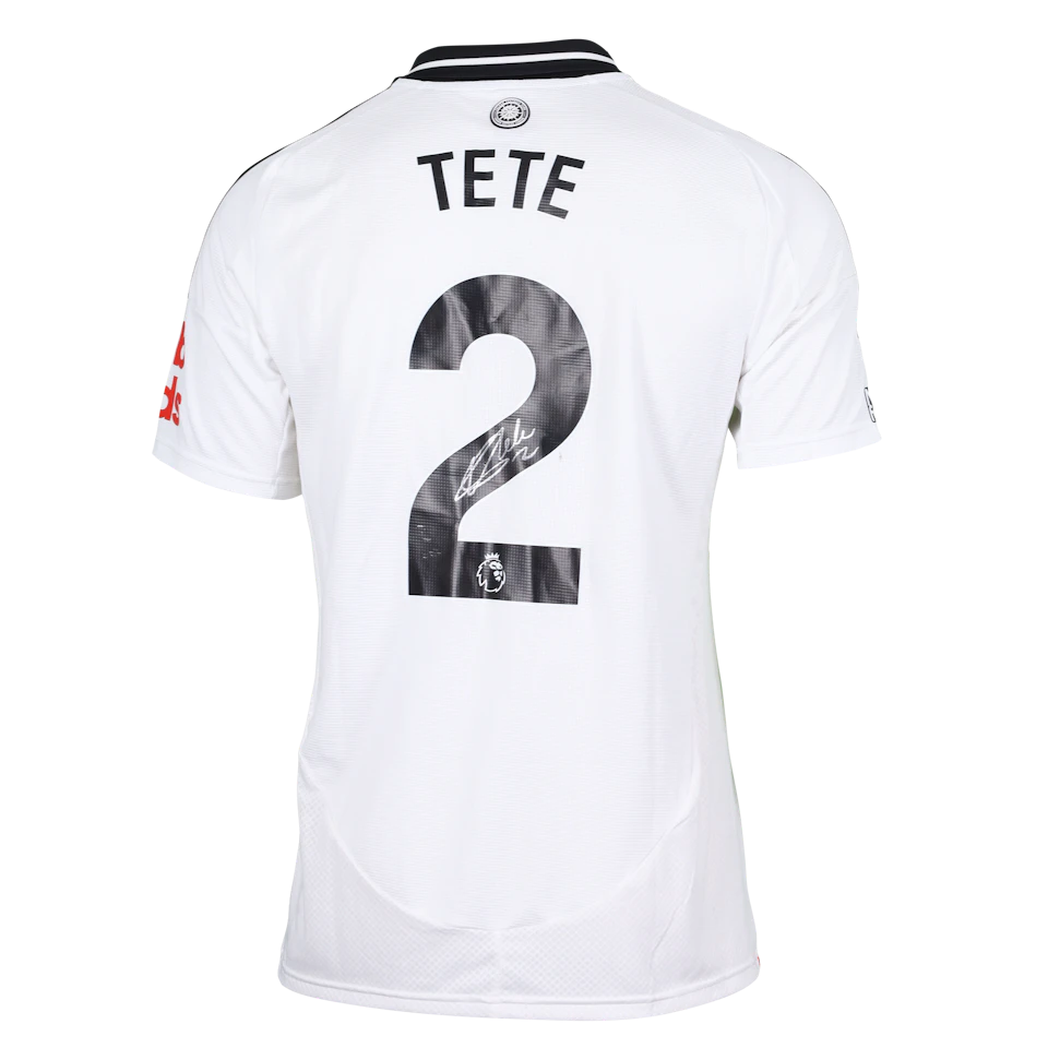 Kenny Tete Fulham camisa.
