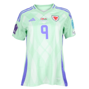 Shirt van Kayleigh Barton Wales W