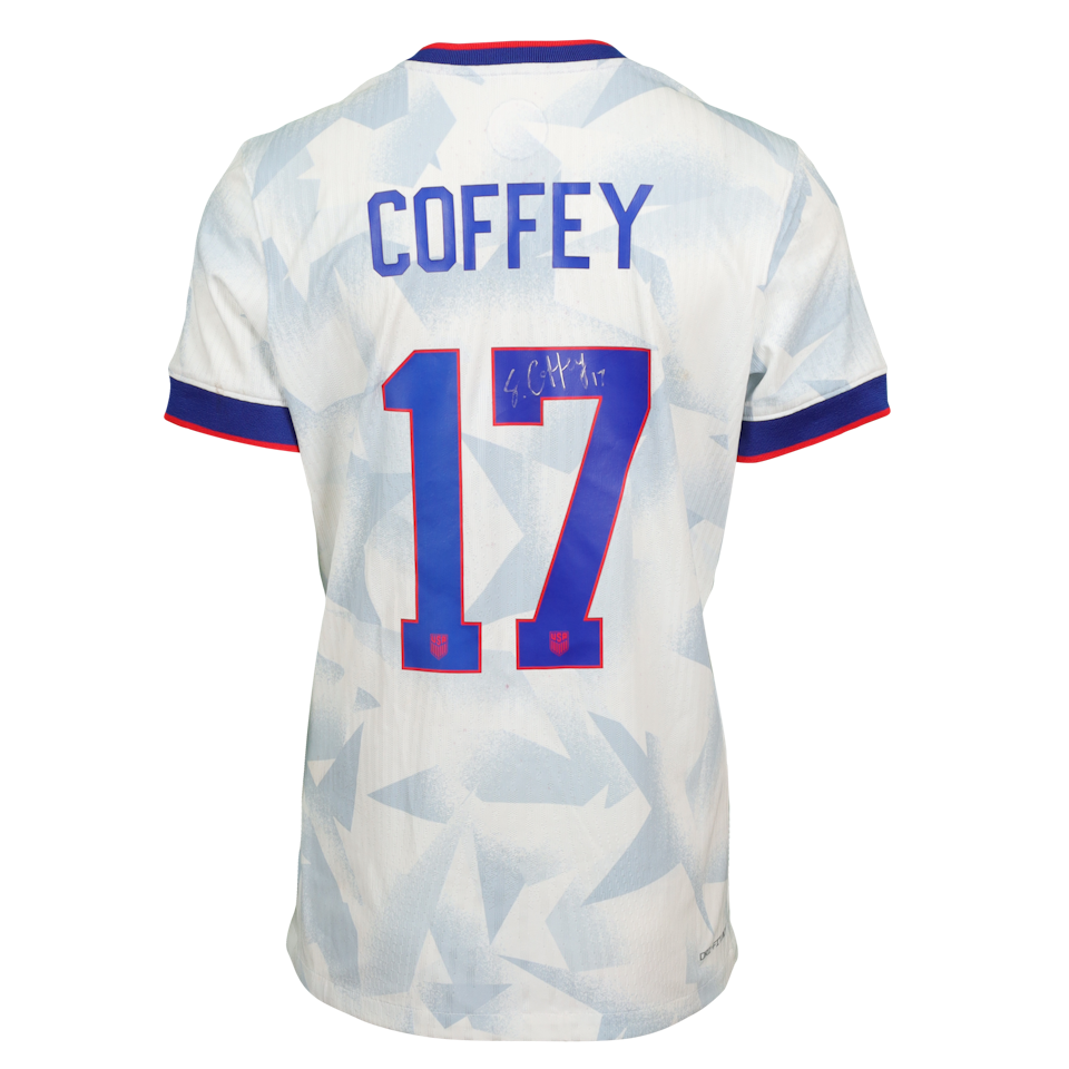 Samantha Coffey United States W shirt