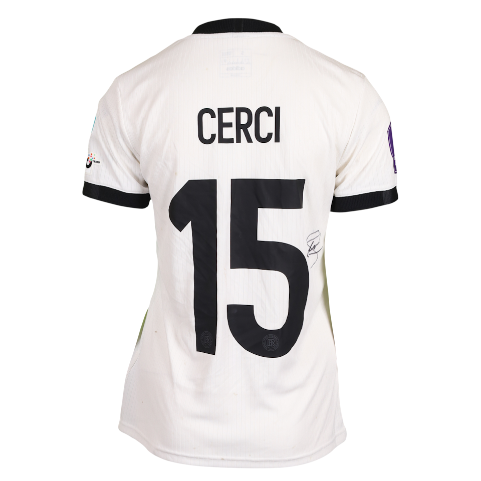 Selina Cerci Germany W shirt