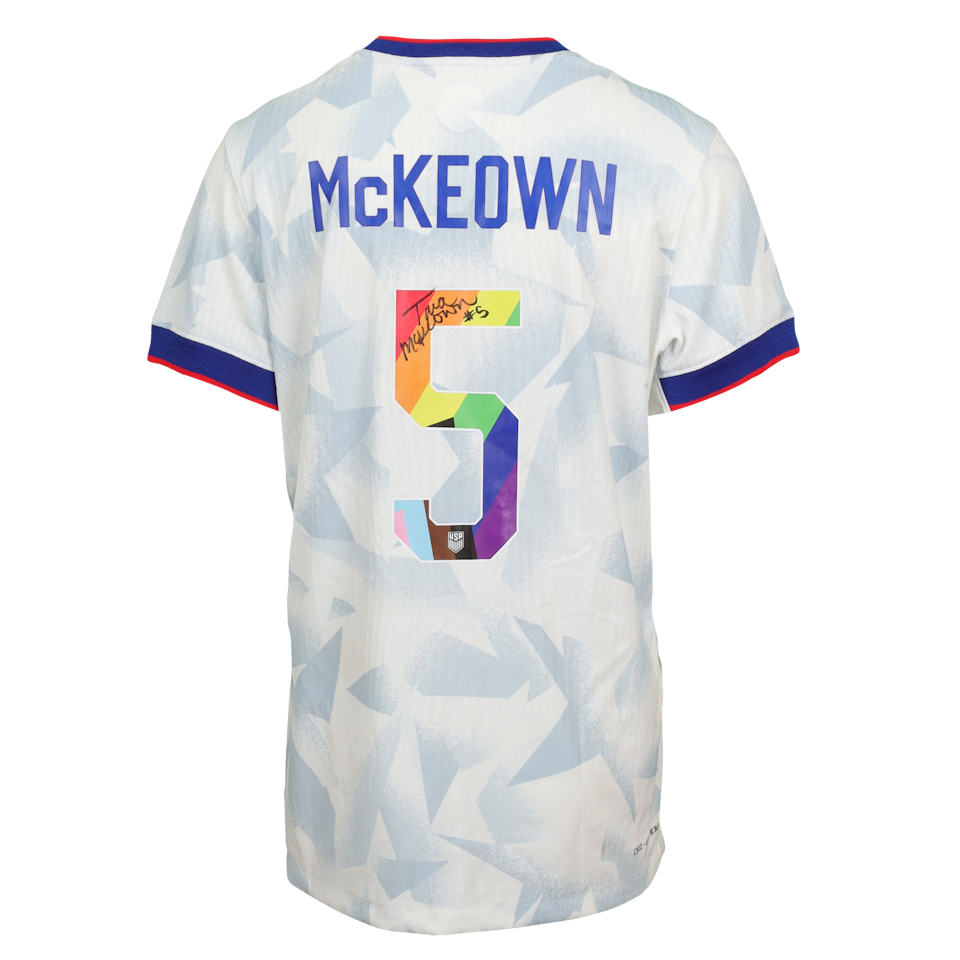 Tara McKeown United States W shirt