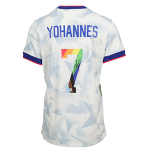 Lily Isabella Yohannes United States W shirt
