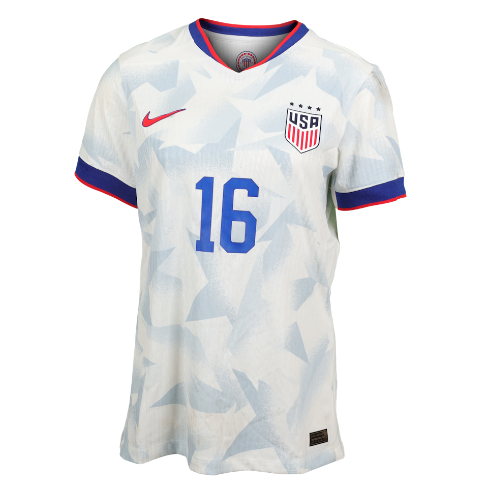 Claire Hutton United States W shirt