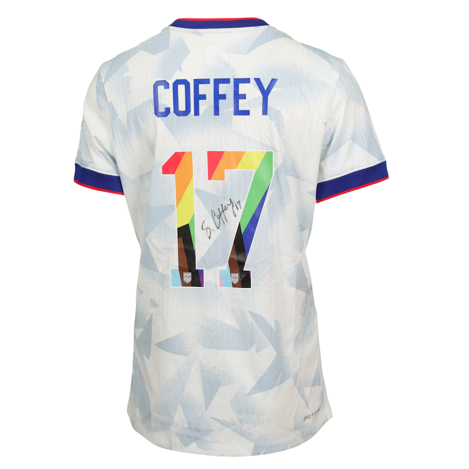 Samantha Coffey United States W shirt