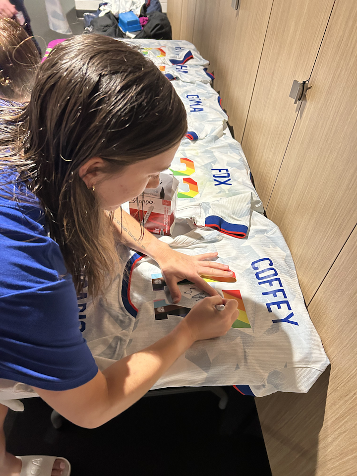Samantha Coffey United States W shirt