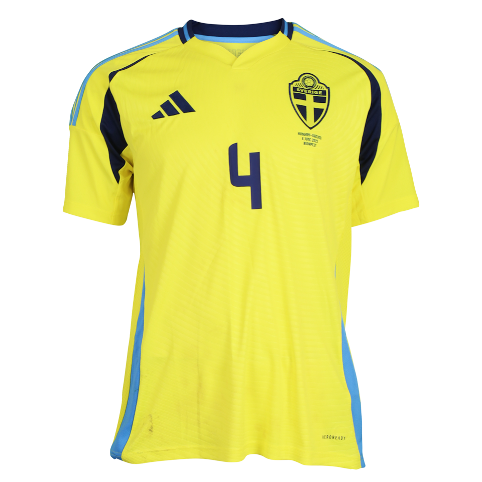 Isak Hien Sweden forması