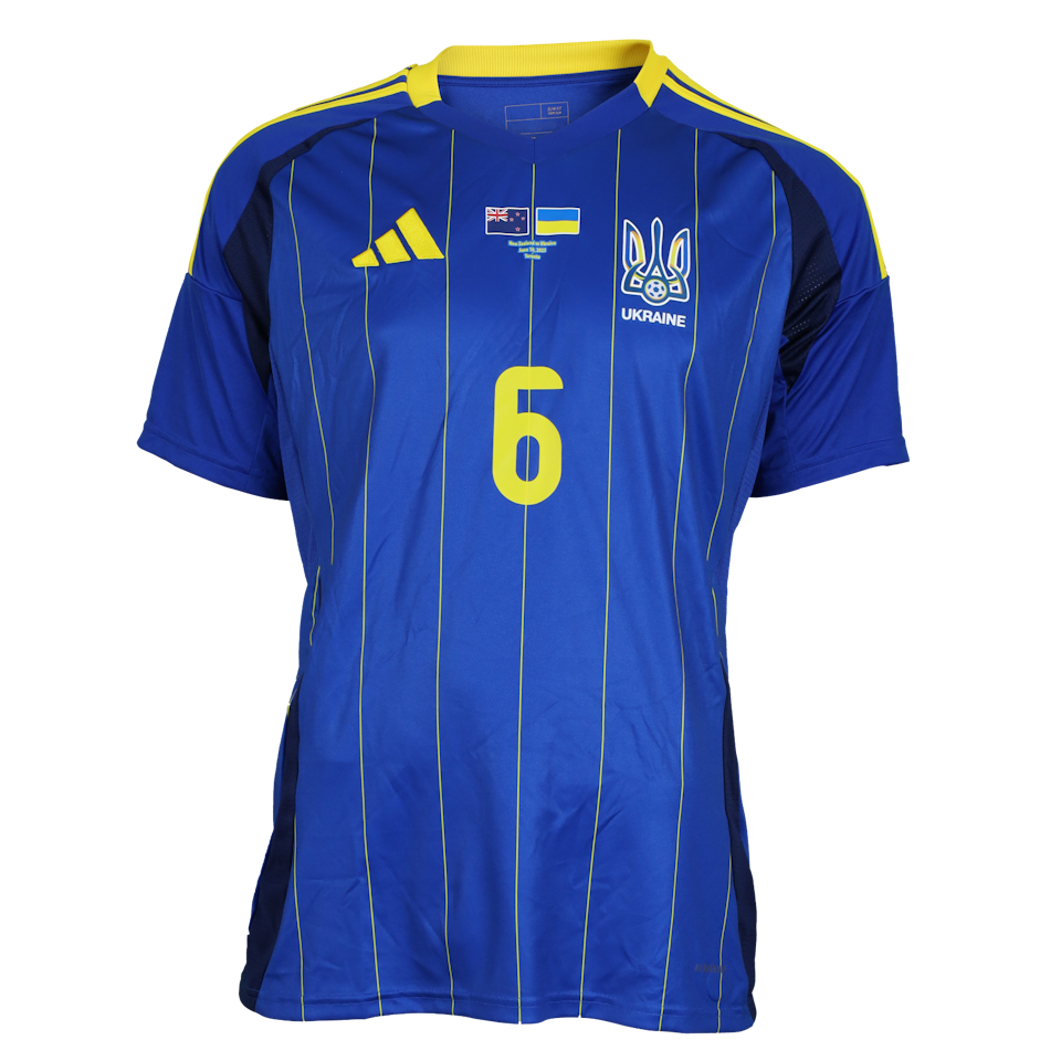 Ivan Kalyuzhnyi Ukraine camisa.