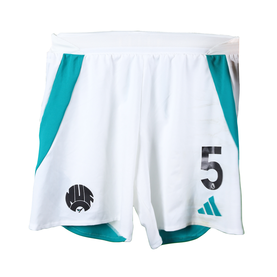 Fabian Schar | Shorts