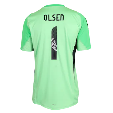 Sweden 팀의 Robin Olsen 셔츠