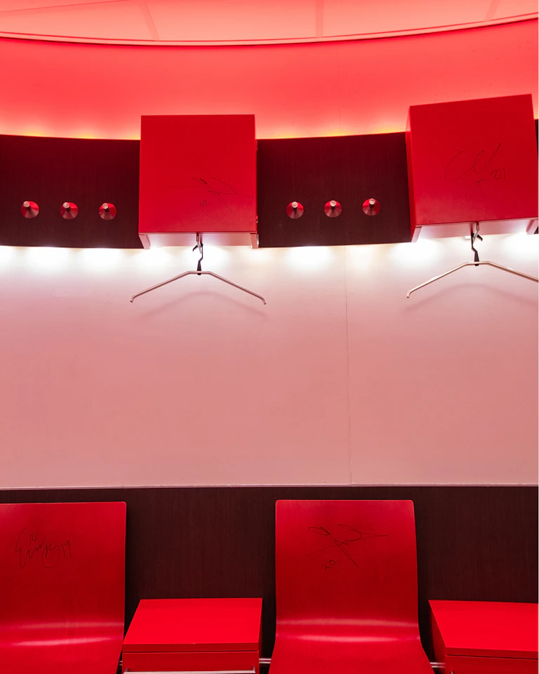 Couhaib Driouech | Seat & Locker