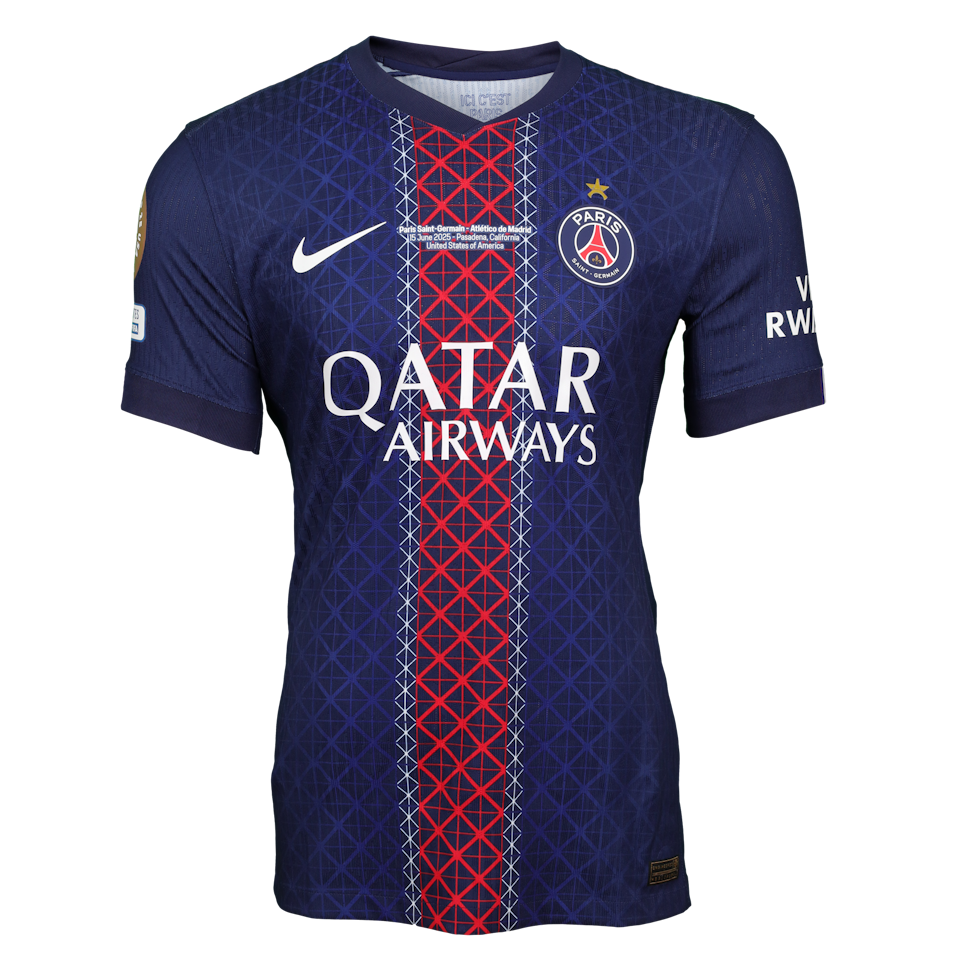 Noham Kamara Paris Saint-Germain shirt
