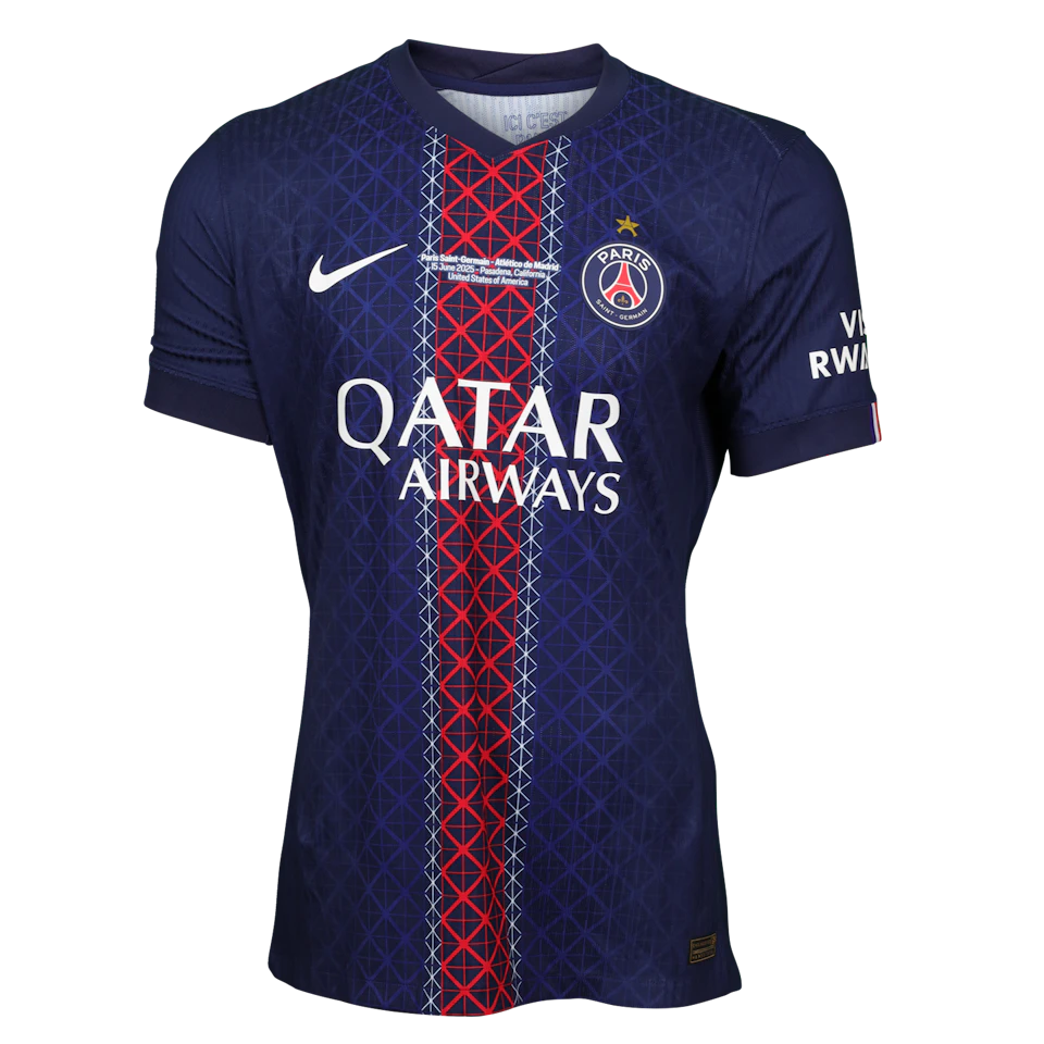 Lucas Hernández Paris Saint-Germain shirt