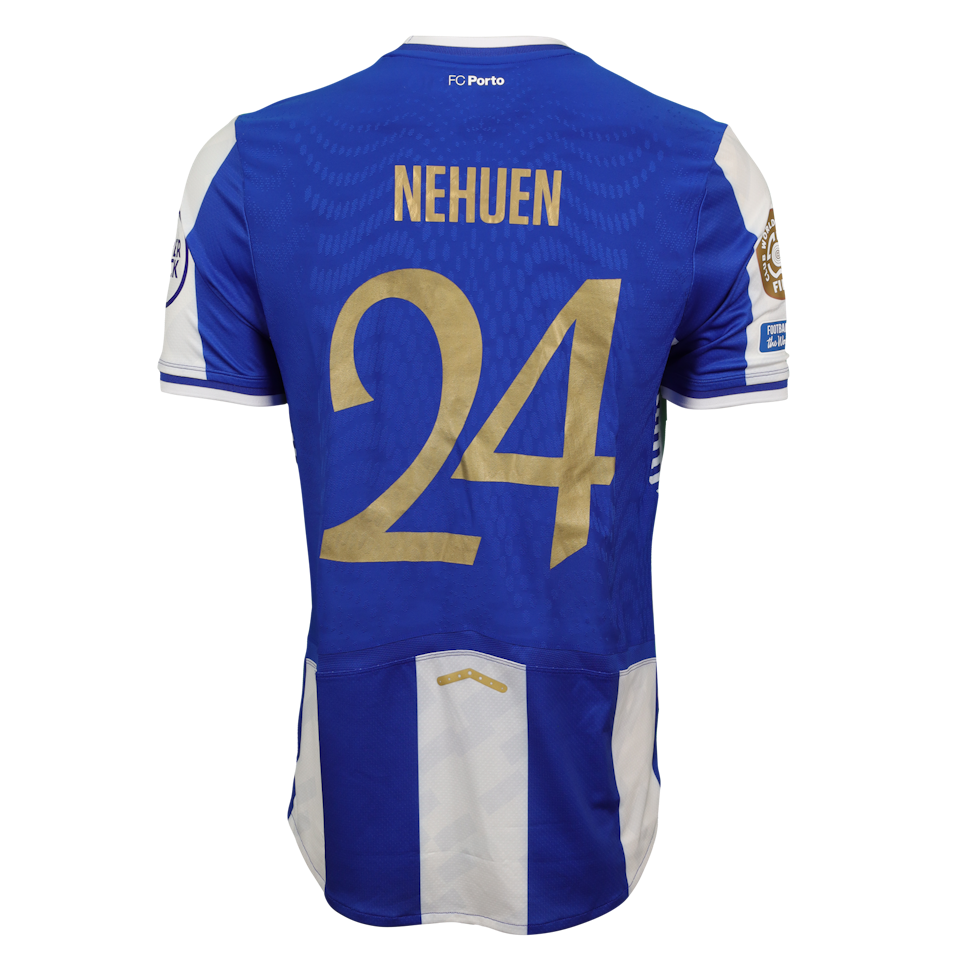 Nehuén Pérez FC Porto shirt