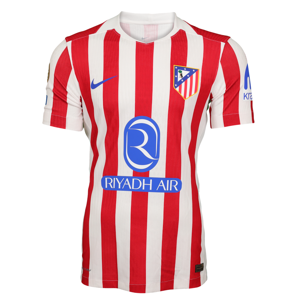 Atlético de Madrid 팀의 Nahuel Molina  셔츠