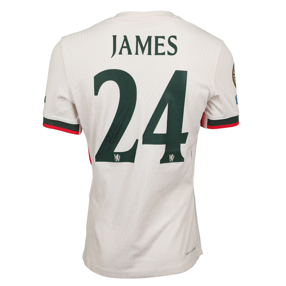 Chelsea 팀의 Reece James 셔츠