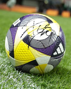 Match Scored Ball `69 - Vladislavs Gutkovskis 구텍