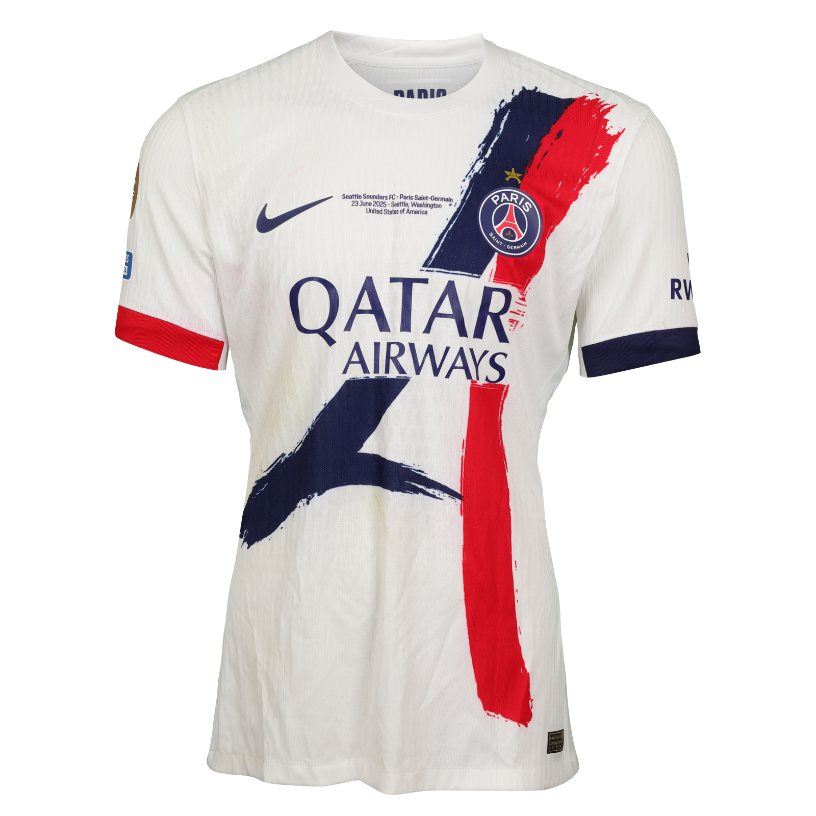 Khvicha Kvaratskhelia Paris Saint-Germain shirt
