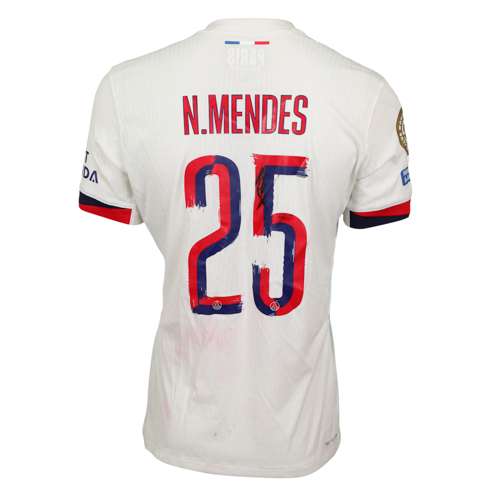 Nuno Mendes Paris Saint-Germain jersey