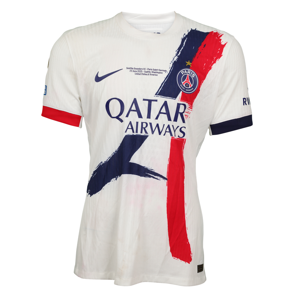 Nuno Mendes Paris Saint-Germain jersey