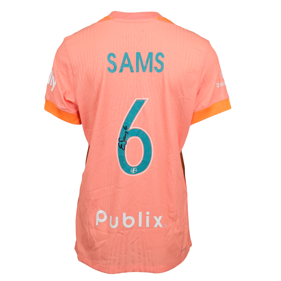 Orlando Pride 팀의 Emily Sams 셔츠