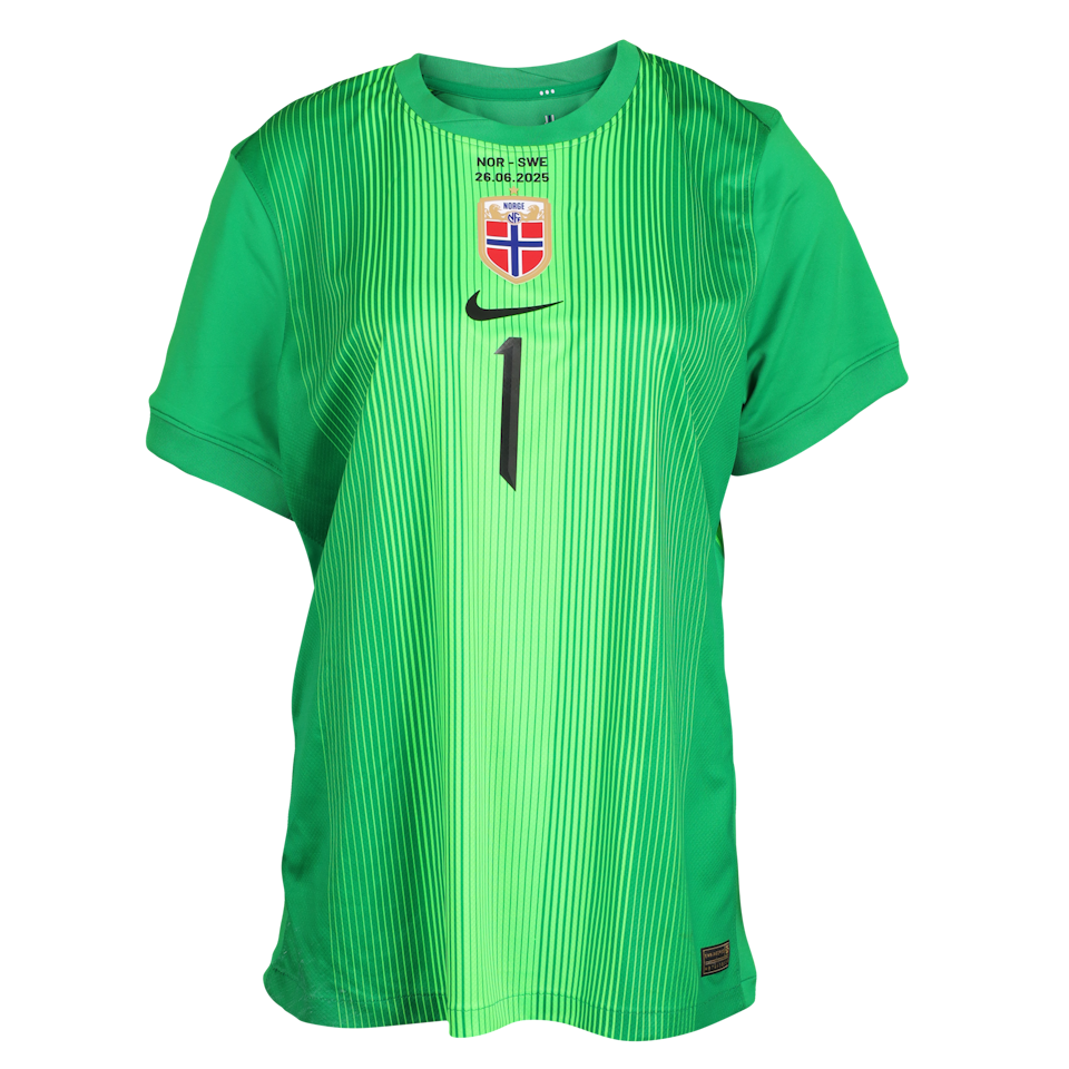 Cecilie Fiskerstrand Norway W shirt
