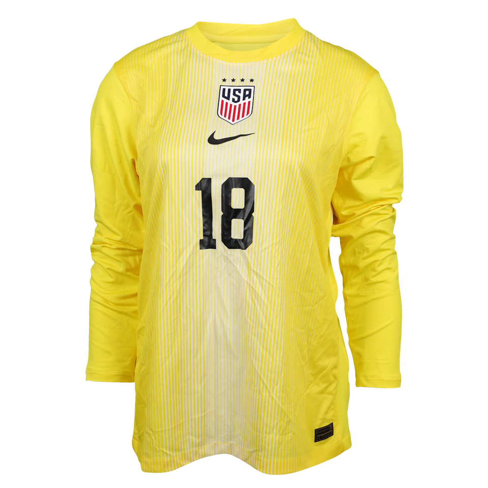 Claudia Dickey United States W shirt
