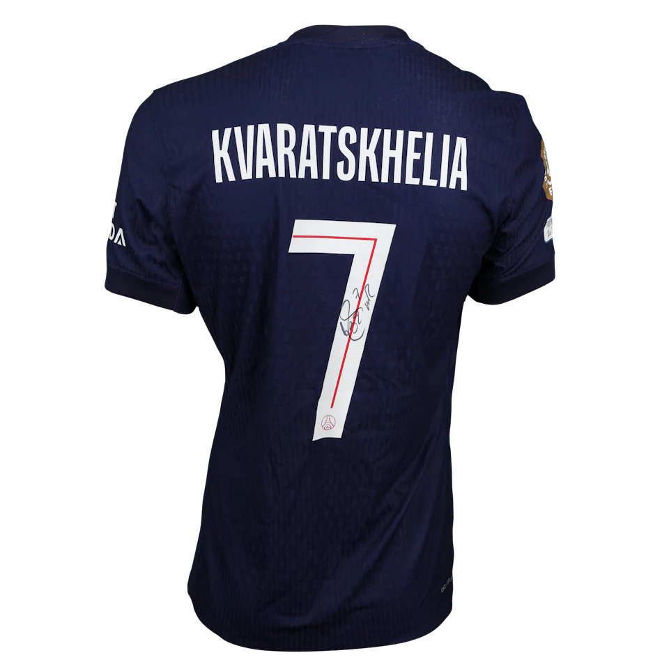 Khvicha Kvaratskhelia Paris Saint-Germain shirt