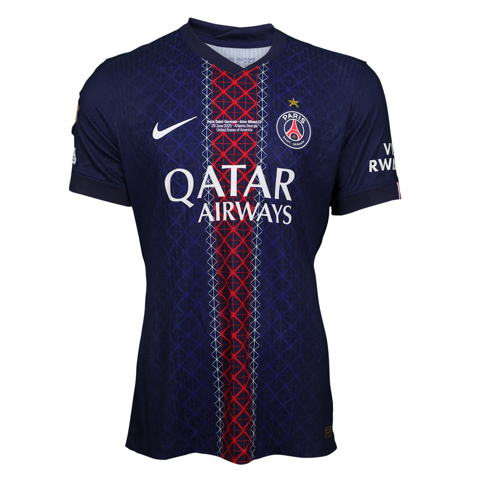Désiré Doué Paris Saint-Germain shirt